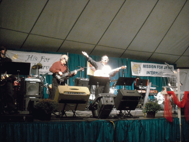 Rev. Quigley our Worship Leader